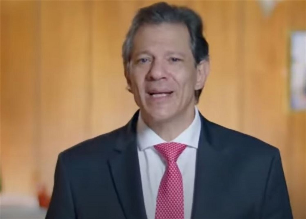 Haddad anuncia isenção de IR para quem ganha até R$ 5 mil